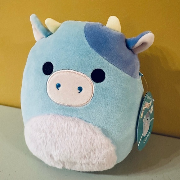 Nwt  🐮  Clayton The Blue Cow 8" Boxlunch Exclusive  Squishmallow - Picture 2 of 5